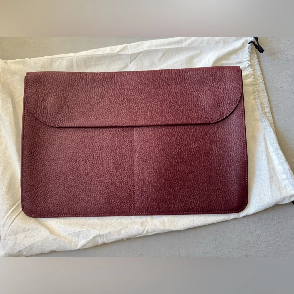 NWT Cuyana Tech Carryall  15-16 inch in Cherry - Picture 6 of 9